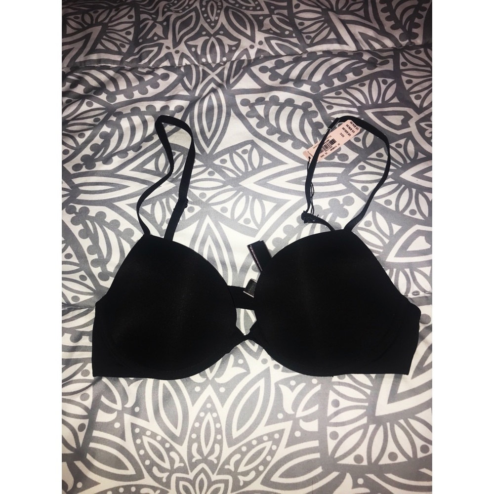 NWT Victoria’s Secret Push-Up Bra